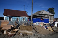Глава МЧС призвал излагать правду жителям подтопленных регионов