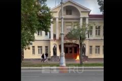 Инкассатор пытался поджечь здание «Росинкас» в Екатеринбурге
