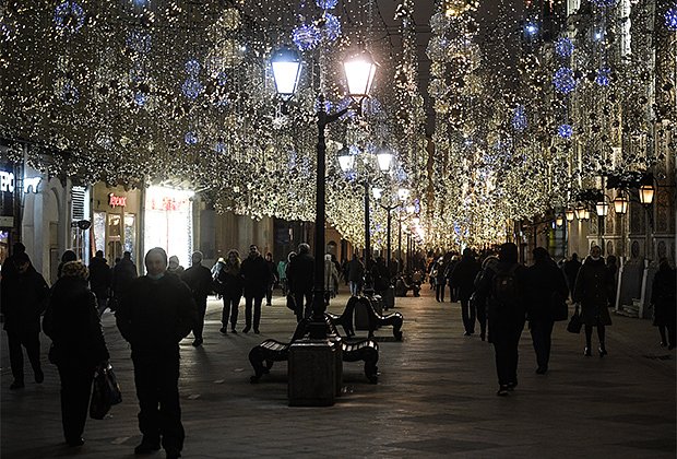 Исчезнувшего немецкого миллиардера нашли в Москве. Пока его тело искали в горах, он сбежал в Россию с любовницей