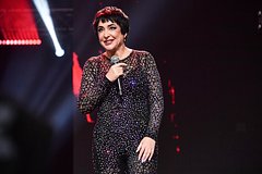 Лолита поведала о реакции Пугачевой на ее роль в «нагой вечеринке»