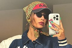 Наряд Хейли Бибер на Coachella оценили в сети словами «оскорбление бабушек»