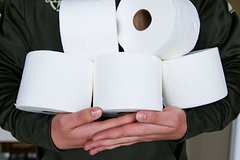 Россиянам порекомендовали отрешиться от туалетной бумаги