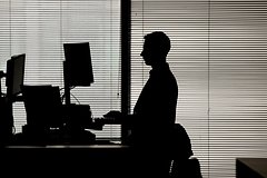 Служащих с ночным графиком работы предупредили о неочевидном риске