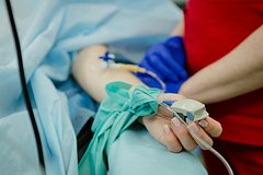 Туристка во время медитации на Кипре была укушена змеей и угодила в реанимацию