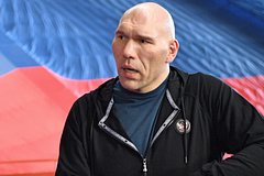 Валуев высмеял слова Макрона об олимпийском перемирии на Играх-2024