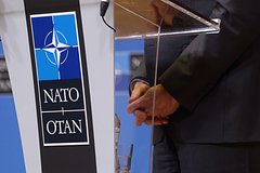 Прошлый консультант Бориса Джонсона обвинил НАТО в провокации конфликта на Украине