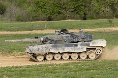 Испания вышлет Украине дополнительные танки Leopard 2