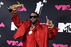 Популярный южноамериканский рэпер лишился большого договора после секс-скандала