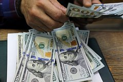 Приобретенную за 724 рубля вазу продали в 56 раз дороже