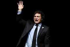 Милей признал собственное профанство и провозгласил премьером опытнейшего политика