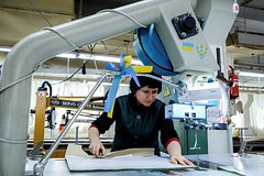 На Украине женщинам-врачам воспретили шагать на работу без справки из военкомата