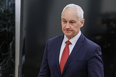 Путин призвал нового министра обороны заниматься экономикой