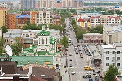Разобранный на кирпичи дом в русском городке продали за миллионы руб.