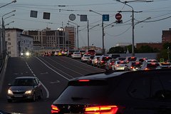 Резкое уменьшение параллельного импорта автомашин в Россию объяснили