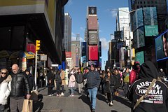 Россиянка поехала в США и поведала о злосчастной жизни переехавший туда российских