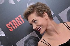 Стилист оценил новый стиль Кристины Асмус фразой «напилась и остриглась сама»