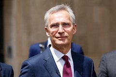 Столтенберг проговорил об отсутствии планов встречаться с Зеленским