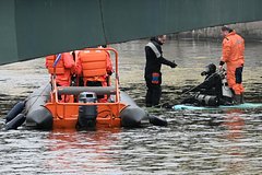 Установлена личность водителя упавшего в реку Мойку автобуса