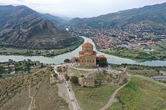 Ужесточение правил заезда туристов в Грузию отложили