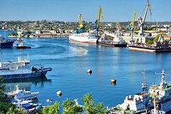 В Севастополе сбили несколько воздушных целей