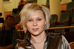 Яна Троянова назвала Россию первопричиной собственного алкоголизма