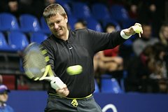 Кафельников поведал о жестких способах воспитания папой