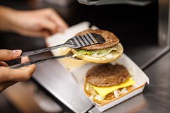 «Макдоналдс» проиграл суд за права на Big Mac