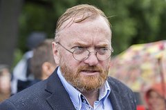 Милонов призвал садить в кутузку прибывших ради ПМЭФ эскортниц