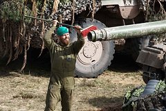 Министр обороны Германии призвал германцев подготавливаться к войне