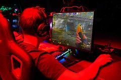 МОК организовал Олимпийские киберспортивные игры