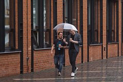 Москвичам пообещали щедрую на ливни погоду