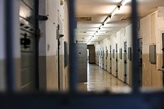 Мужик ввязался в опьяненную стычку и попал за решетку перед женитьбой