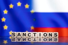 Новые ограничения против РФ назвали самоубийством