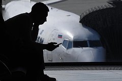 Пилоты застрявшего в Столице России рейса ушли расслабляться и оставили жителей России в аэропорту