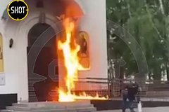 Православный храм в русском городке забросали коктейлями Молотова