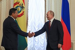 Путин начал встречу с главой государства Боливии