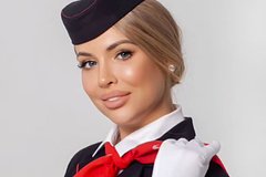 Русская бортпроводница сделала фото в униформе и взбудоражила иноземцев