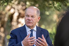Шольц счел предложение Путина по Украине легкомысленным