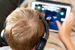 Сынок Шепелева запамятовал личное имя после игр на планшете