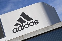 В Adidas начали дознание из-за взяток на миллионы евро