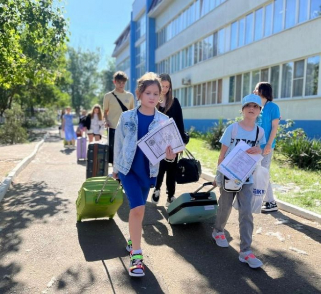В Анапу прибыл первый «поезд здоровья» с маленькими свердловчанами
