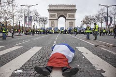 Во Франции заявили об утрате государством самостоятельности в интернациональных делах