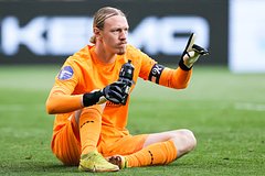 Вратарь Матвей Сафонов перебежал в ПСЖ