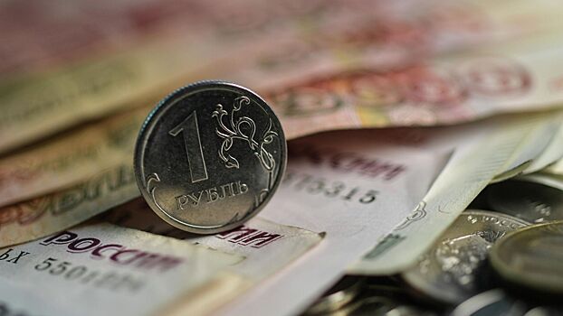 Эксперты объяснили связь укрепления рубля с указом Путина