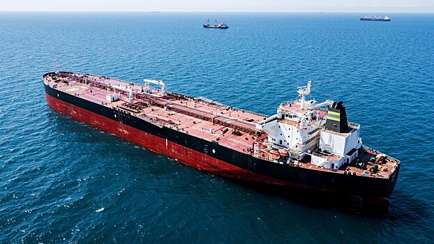 Британия предложила странам G7 снизить лимит цен на российскую нефть