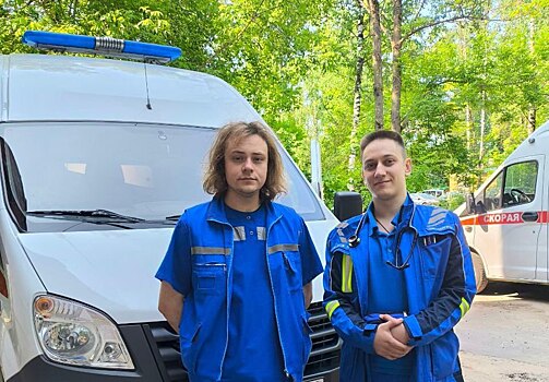 Врачи скорой помощи спасли женщину с инфарктом