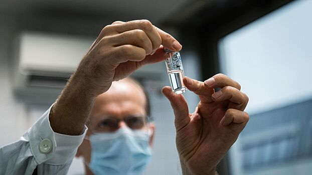 Эксперты просят ускорить внедрение вакцины от менингококка