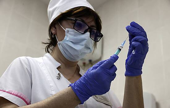 Эксперты выяснили, скольких людей спасла вакцинация от коронавируса