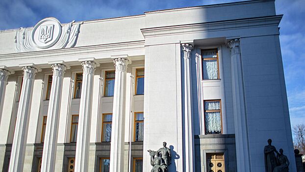 Рада изменила госбюджет Украины для увеличения финансирования ВСУ